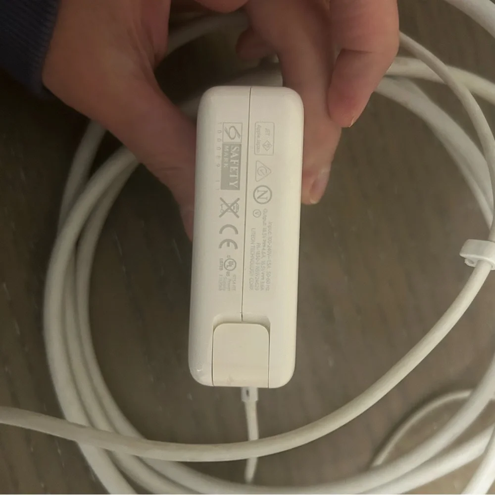 Apple White Charging Adapter